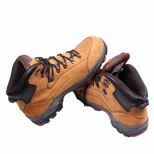 防護(hù)鞋和防護(hù)服的使用規(guī)范你清楚嗎？