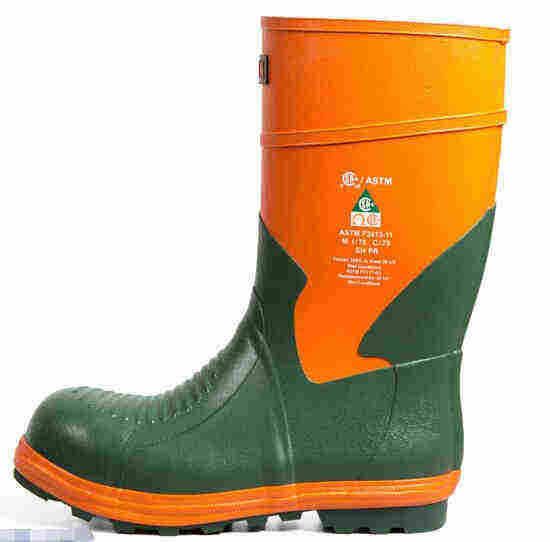 絕緣鞋為什么在電力作業(yè)時(shí)必須佩戴？