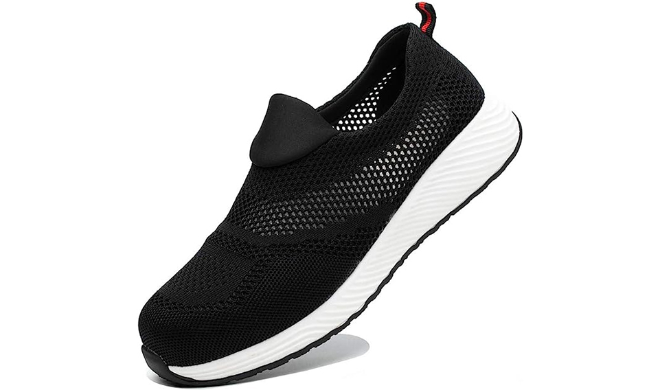 在夏天，穿著安全鞋需要注意哪些方面