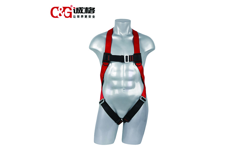 高空安全帶的正確系法、使用場(chǎng)景及注意事項(xiàng)